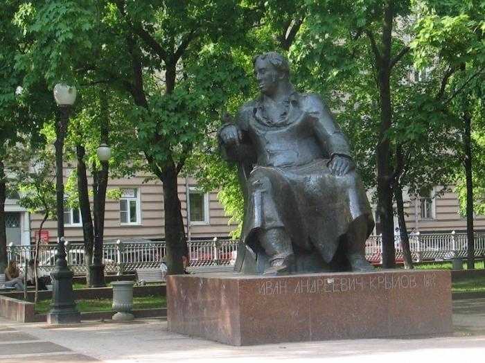 Памятник крылову в санкт-петербурге в летнем саду - мой город