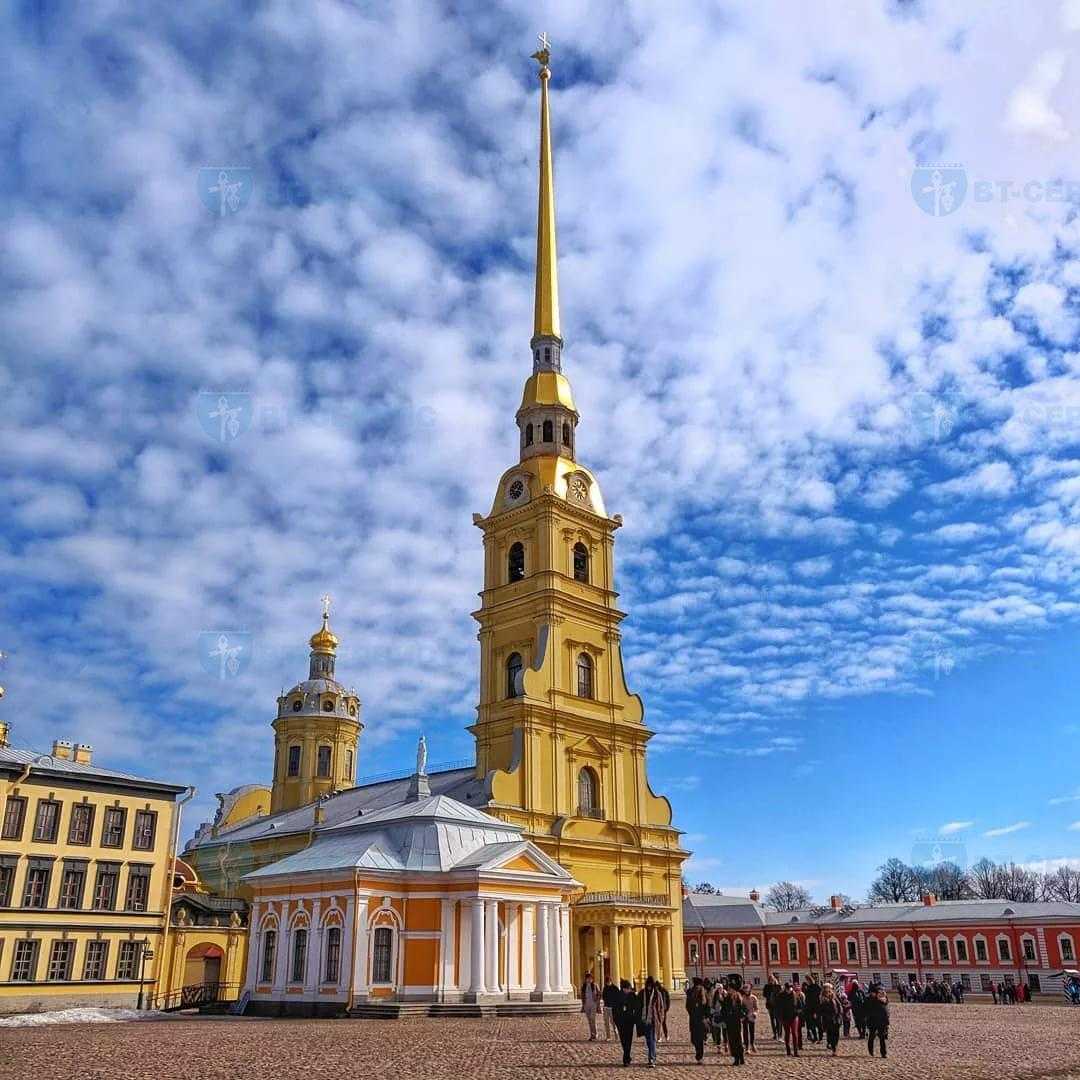 Соборная площадь Петропавловской крепости