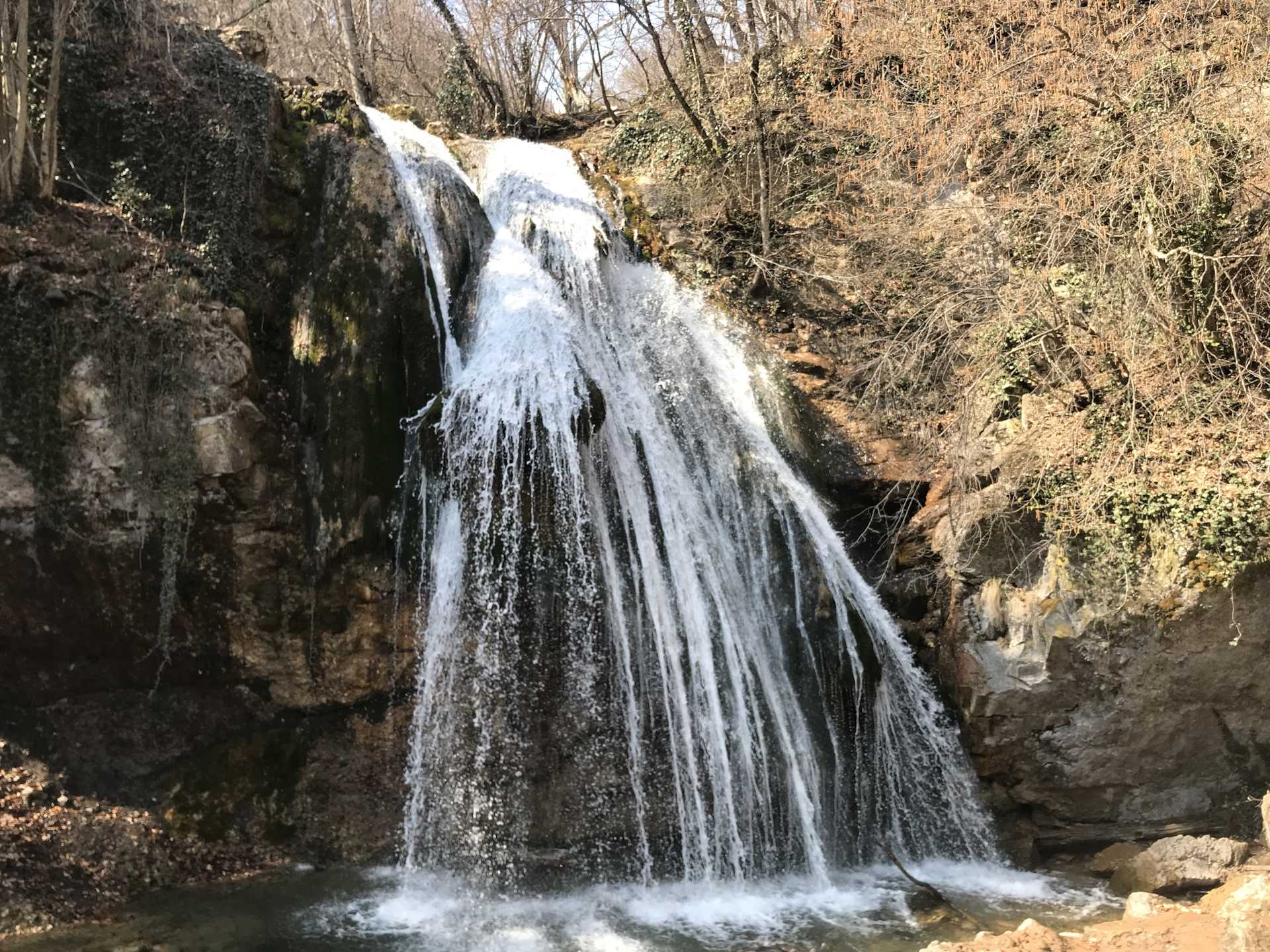 Водопады  крыма. как  добраться. водопад джур-джур, водопад  серебряные  струи, водопад фатьма - уникальная статья от "будь в форме"