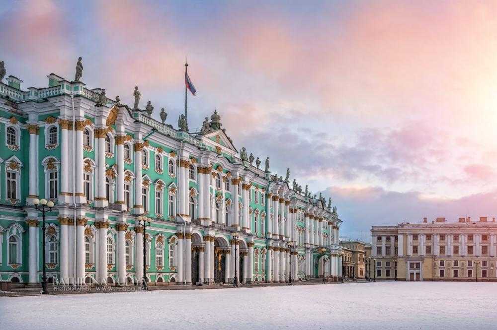 Зимний дворец — архитектурная жемчужина музея эрмитаж
