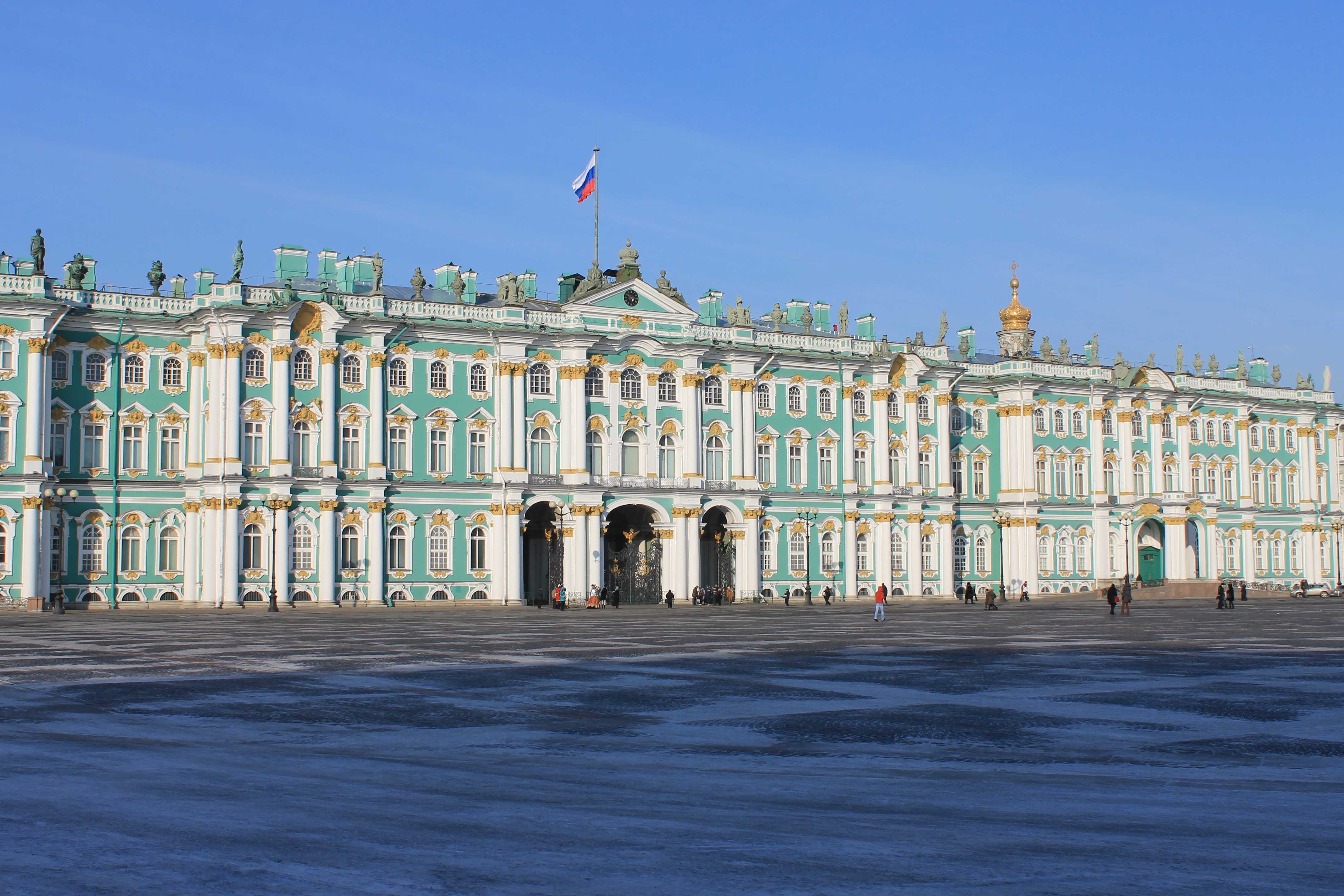 Зимний дворец: архитектура, история и интерьеры залов и гостиных