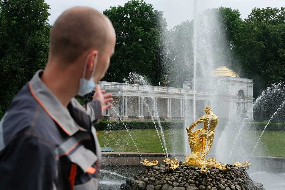Петергоф - 2022: фонтаны, расписание, как попасть без очереди