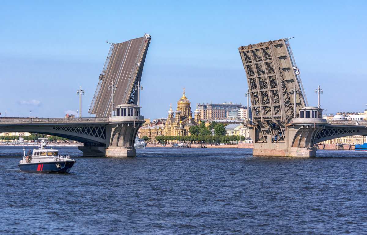 Благовещенский мост (санкт-петербург) : wiki
 : факты о россии
