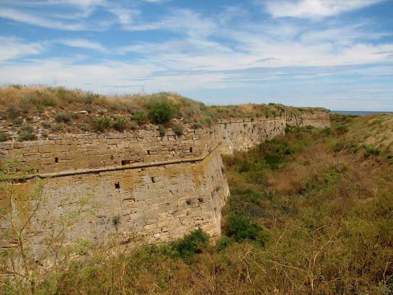 Арабатская крепость крым: описание, как добраться, фото, описание, координаты