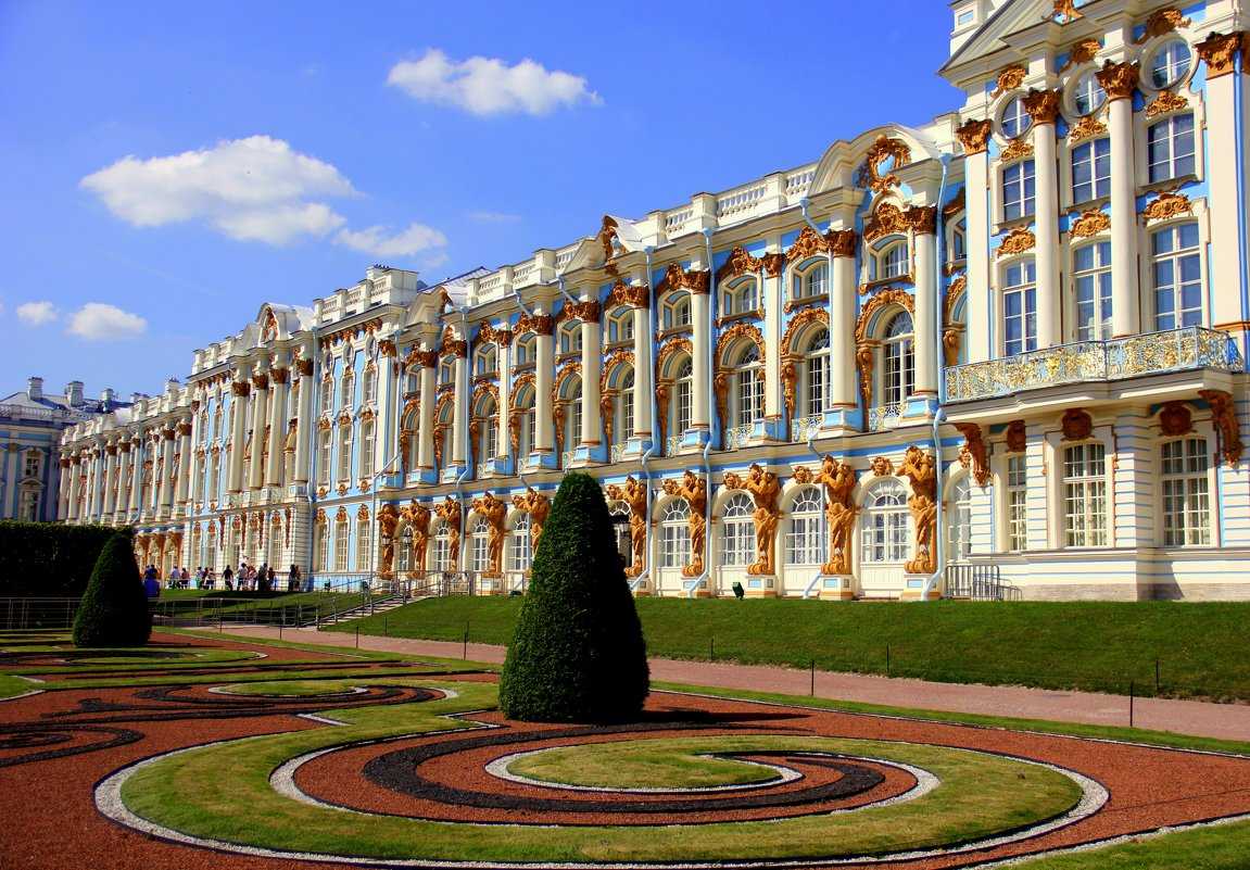 Александровский дворец: история и фотографии интерьеров