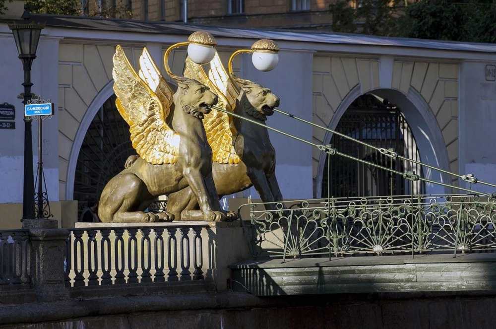 Звериные мосты санкт-петербурга - львиный мост, банковский мост и египетский мост в санкт-петербурге