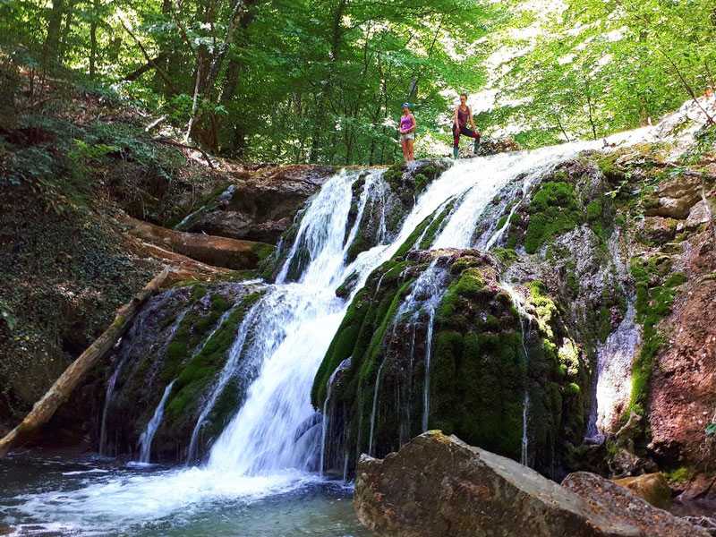Водопады крыма. черемисовские водопады: mitsubishi pajero pinin, 1.8 л., 2003 года на drive2